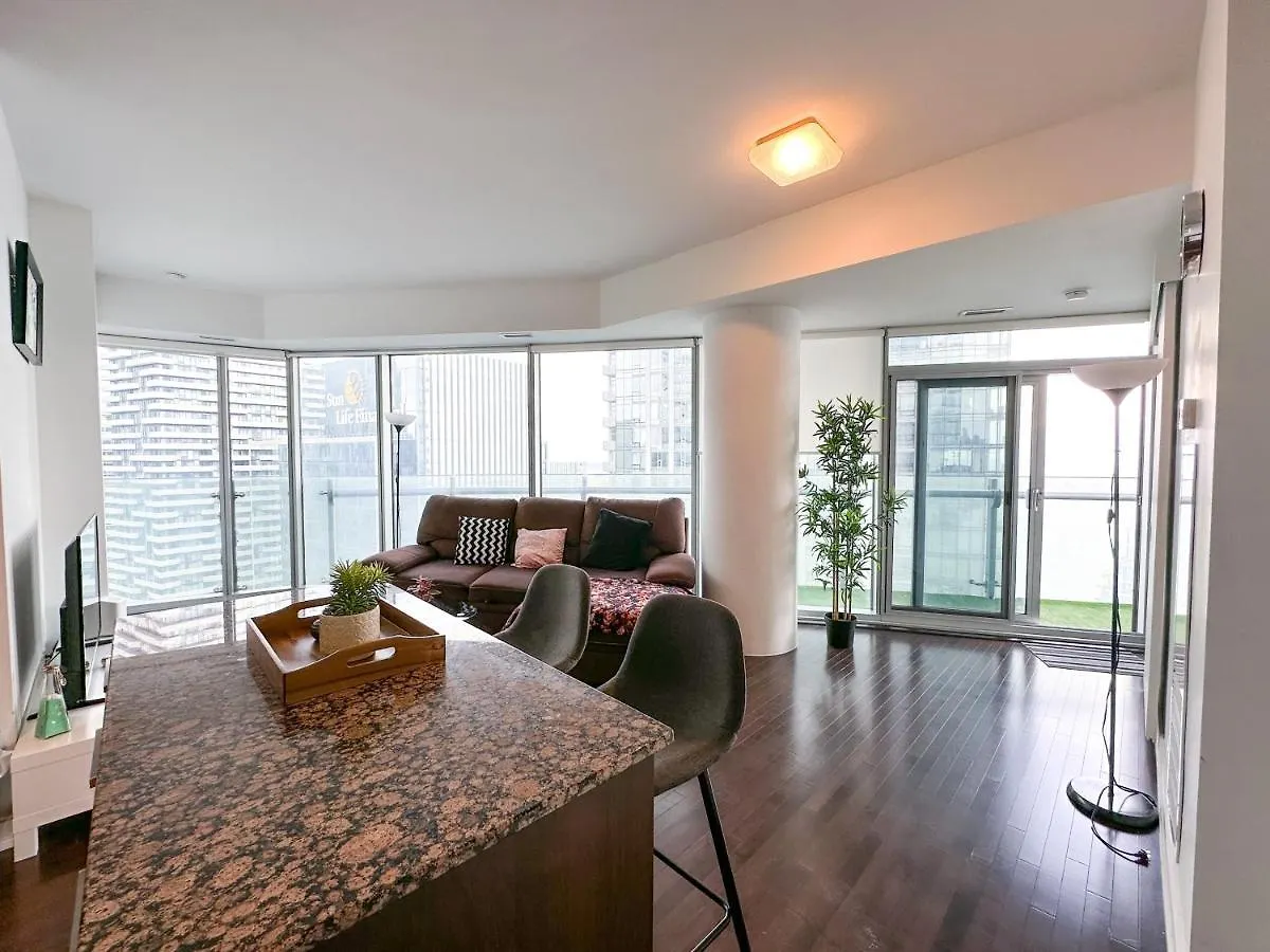 Luxury 2 Bedrooms With Lakeview Cn Tower Entertainment District Rogers Centre Toronto Apartment